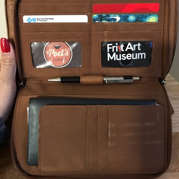 Fossil Hobo Leather Bag - Picture 5 of 8